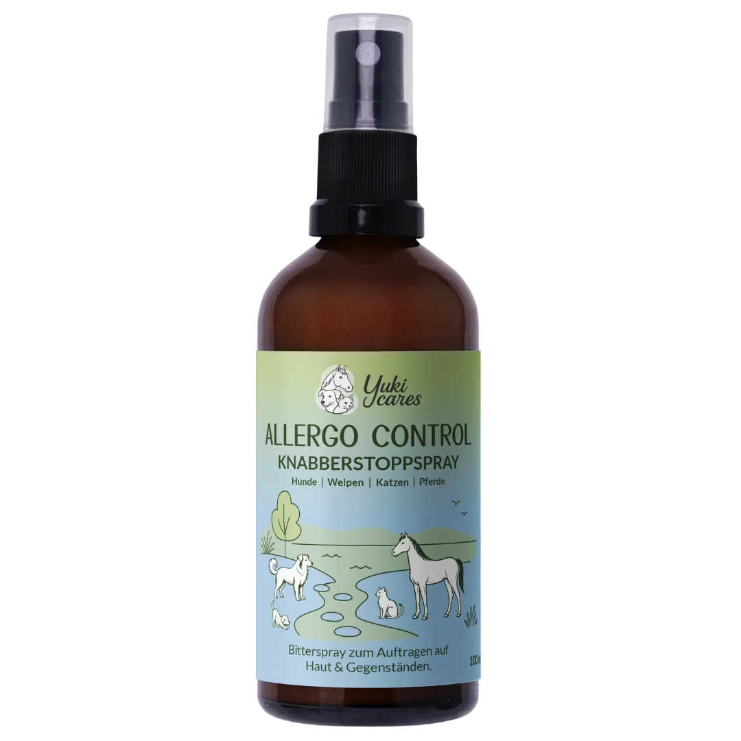 Eine braune Sprühflasche mit dem Label "Allergo Control Knabberstoppspray" für Haustiere wie Hunde, Katzen und Pferde.