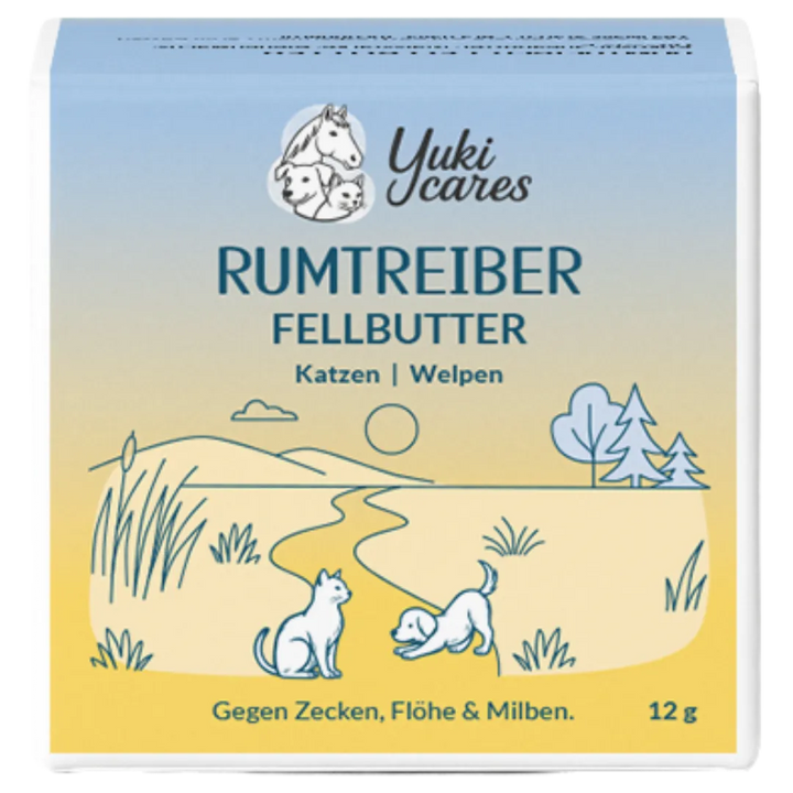 Eine Packung "Rumtreiber Fellbutter" für Katzen und Welpen zeigt eine Illustration von Katze und Hund in einer Landschaft.