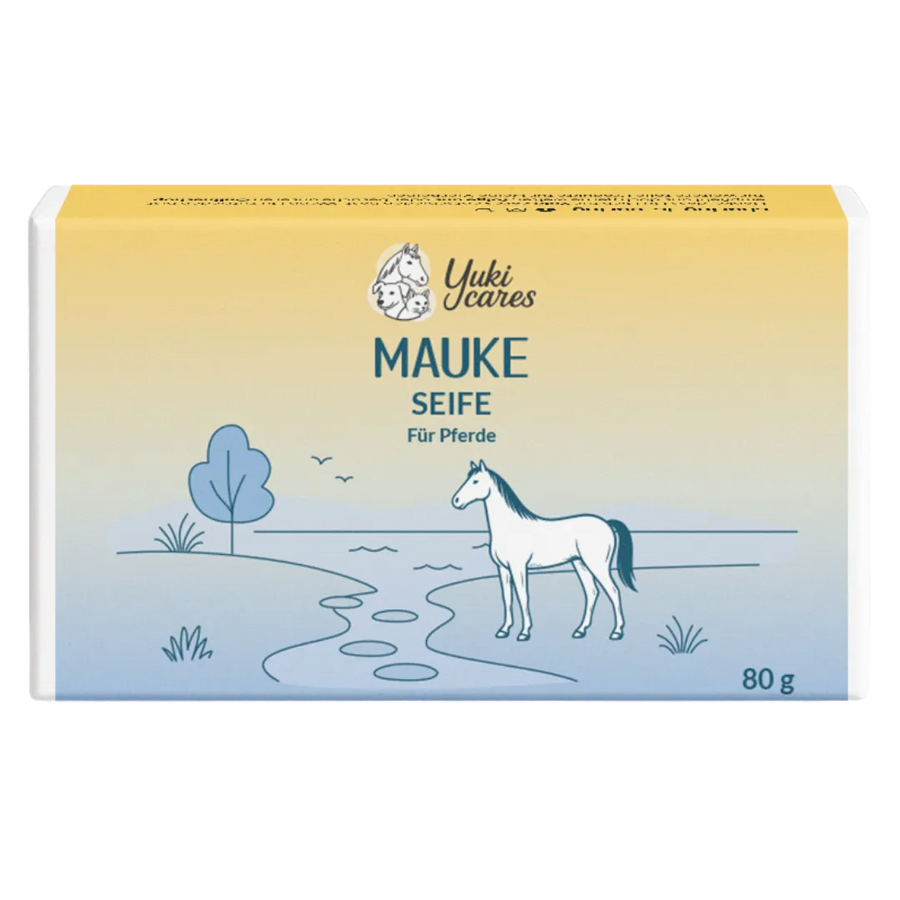 Eine Verpackung für Mauke-Seife von Yuki Cares zeigt ein illustriertes Pferd in einer Landschaft mit Fluss und Bäumen.