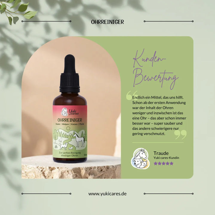 Eine Flasche Ohrenreiniger von Yuki Cares steht vor einem Hintergrund mit Kundenbewertung und dekorativen Blättern.