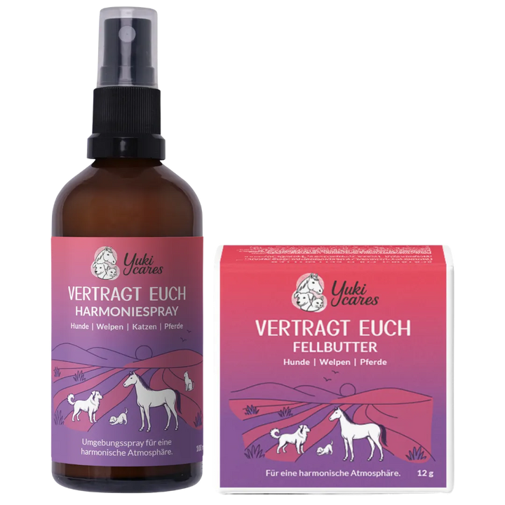 Eine braune Flasche "Vertragt Euch" Harmoniespray und eine passende Verpackung mit lila-rosa Design und Tiermotiven.